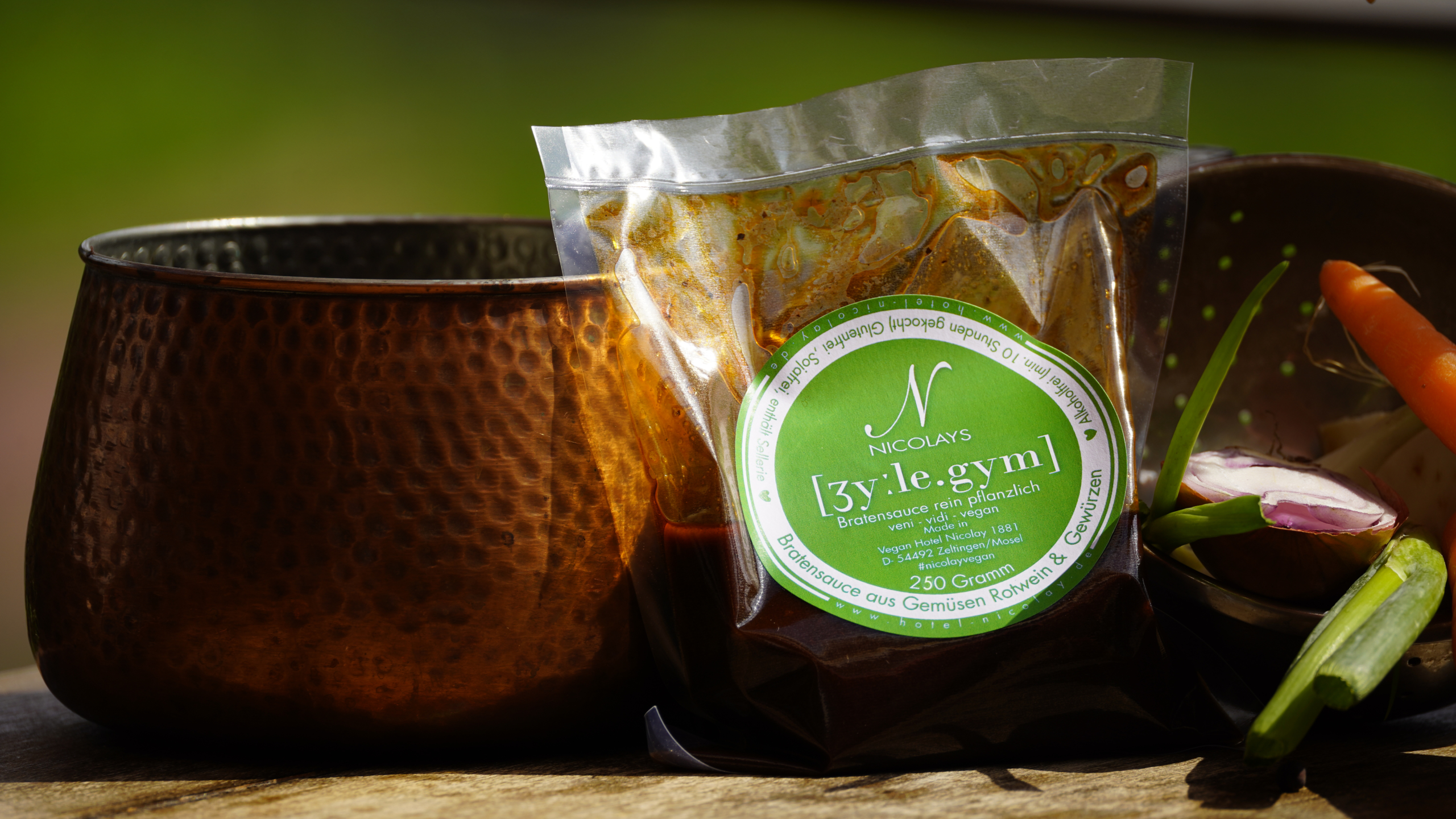 Nicolays "Jus Legumes" vegane Bratensoße 250 ml – Bild 2