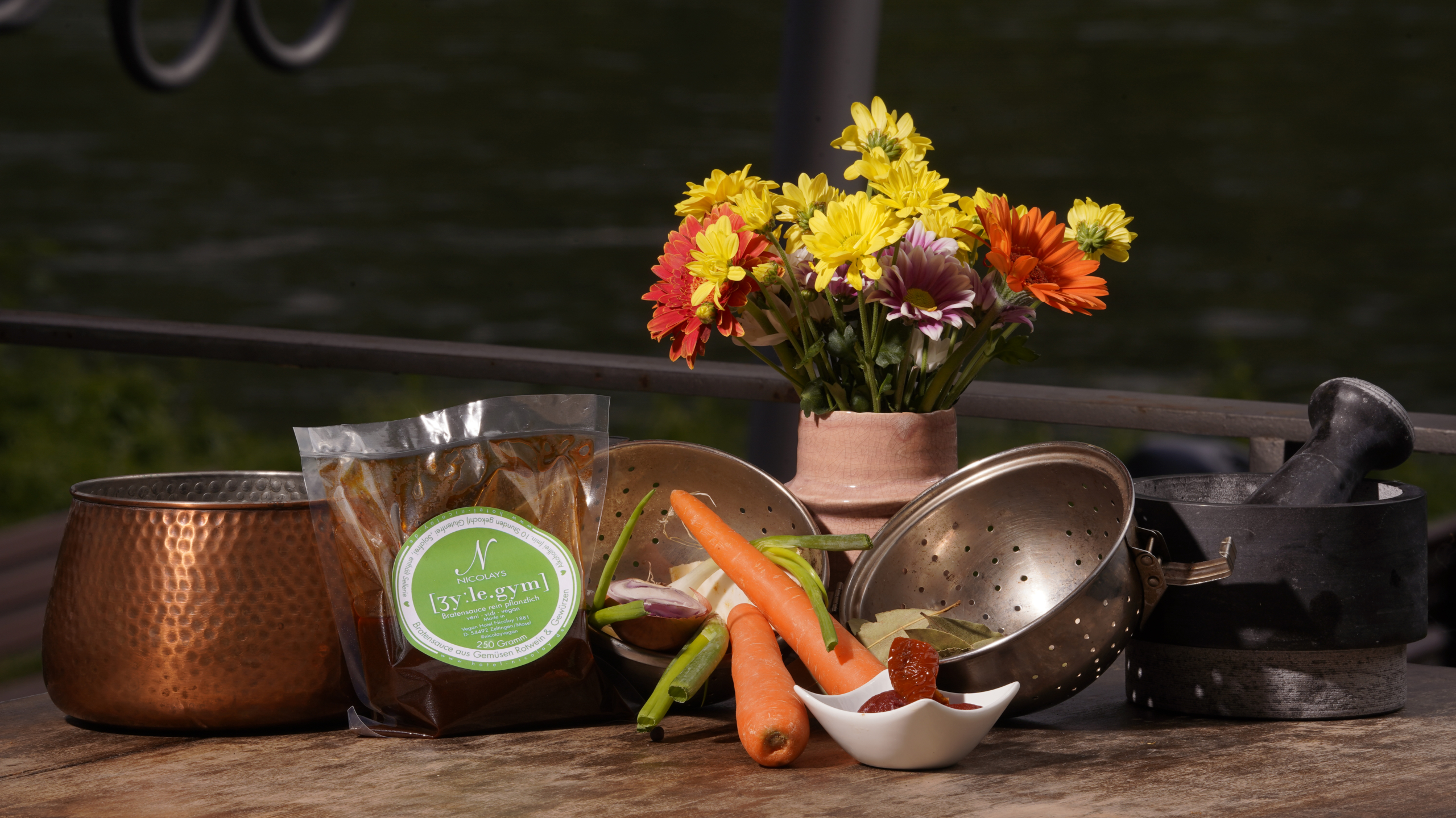 Nicolays "Jus Legumes" vegane Bratensoße 250 ml – Bild 5